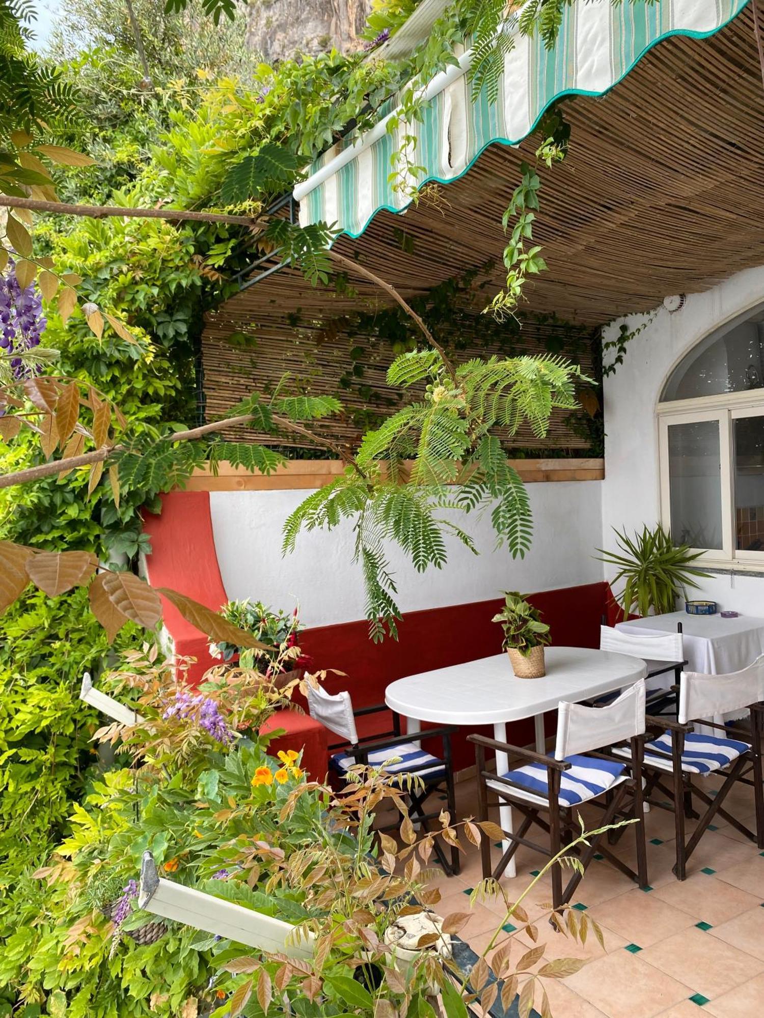 Positano'S Flats Apartamento Exterior foto